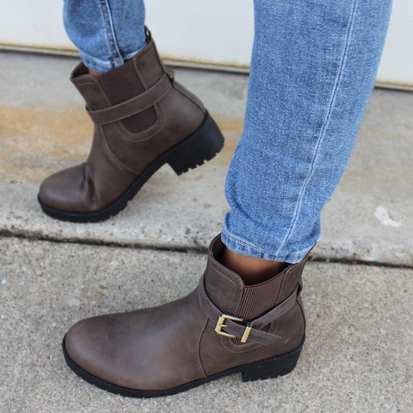 Fall collection// Khaki moto boot - Picture 4 of 5